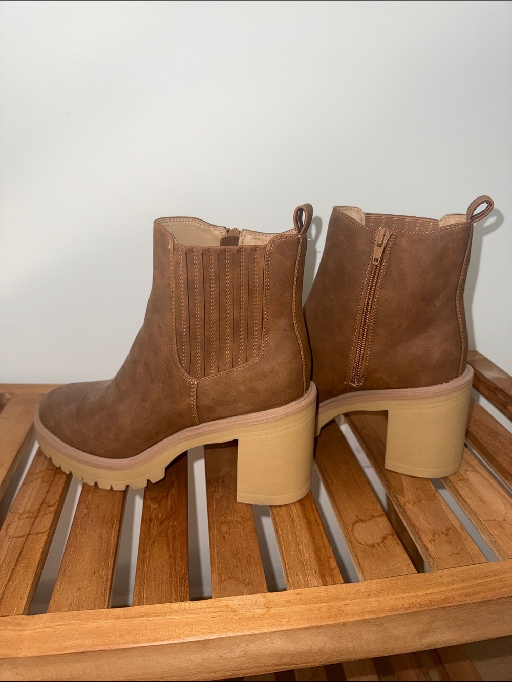 Women's DV by Dolce Vita Tan Platform Chelsea Ankle Boots
